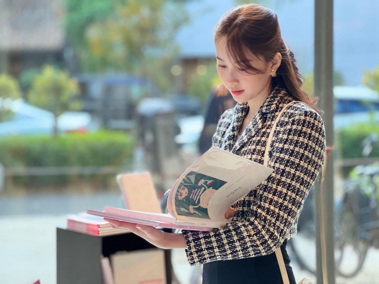 Hè sắp đến, Đặng Thu Thảo vội khoe tóc mới, hội phụ huynh U40 muốn đẹp như dâu hào môn không khó - 7
