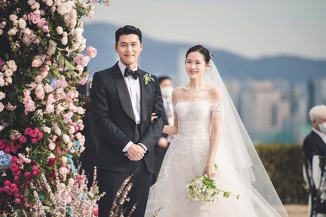 Mặc đồn thổi ly hôn, Son Ye Jin tung ảnh chưa từng công bố bên Hyun Bin, mặc váy cưới đẹp diễm lệ - 7