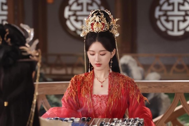 Thần Ẩn: Chuyện tình yêu hận của &#34;tiểu Triệu Lệ Dĩnh&#34;, kết hạnh phúc vẫn gây thất vọng - 1