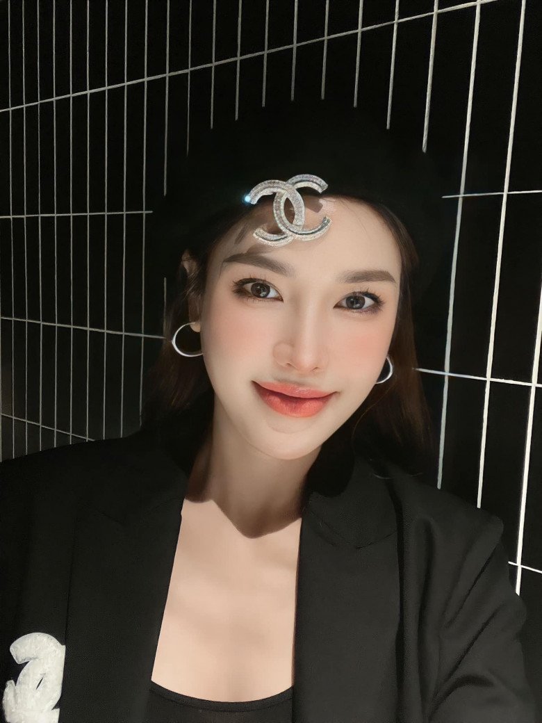 Hồ Ngọc Hà tiết lộ phương pháp giúp &#34;trẻ mãi không già&#34;, hội sao Vbiz tuổi nào cũng áp dụng - 10
