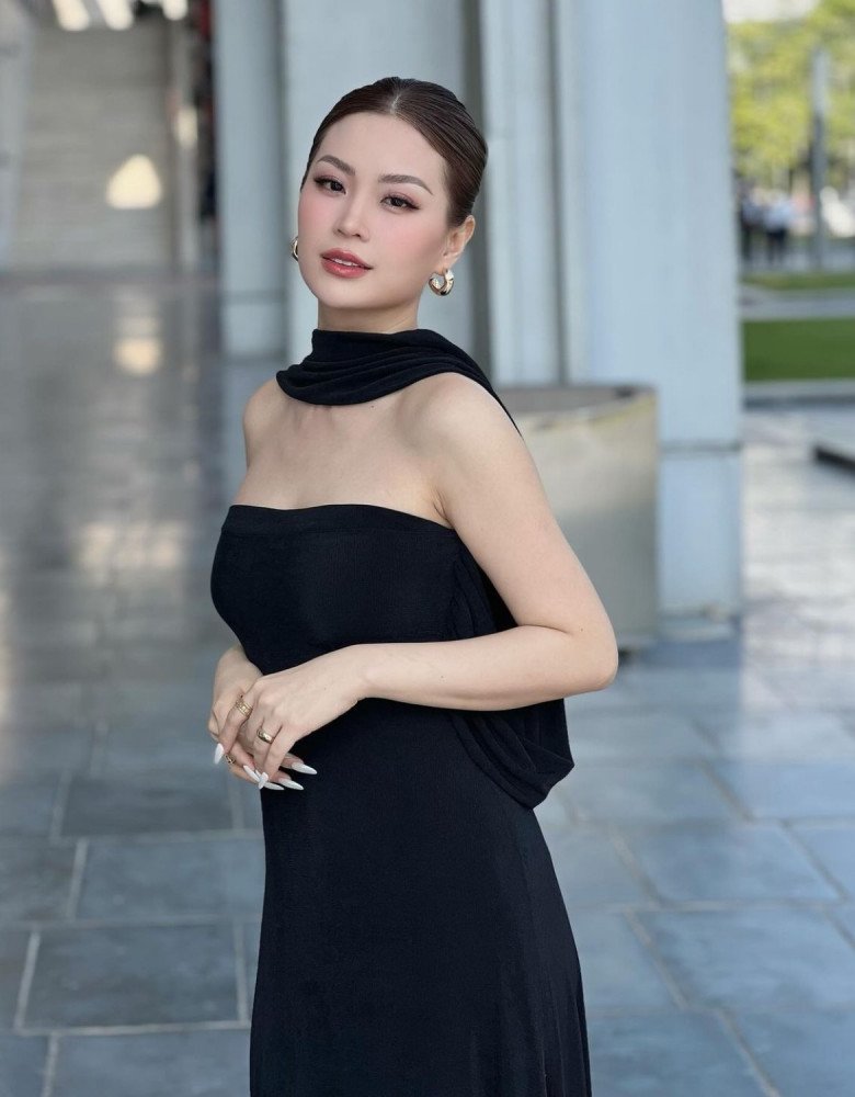 Sợ dáng xập xệ đón Tết, Á hậu 2 con miệt mài làm điều chị em nào cũng nể - 14