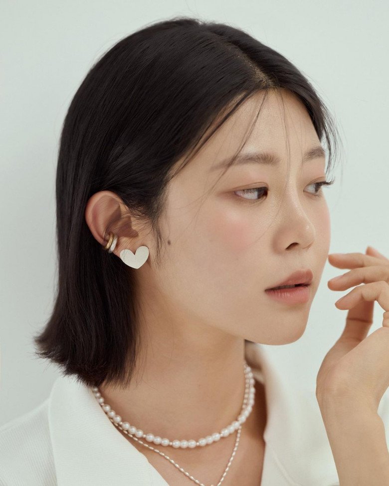 6 kiểu tóc đẹp hội mỹ nhân lên show tìm người yêu "lăng xê", chị em học theo để Tết này thăng hoa - 1