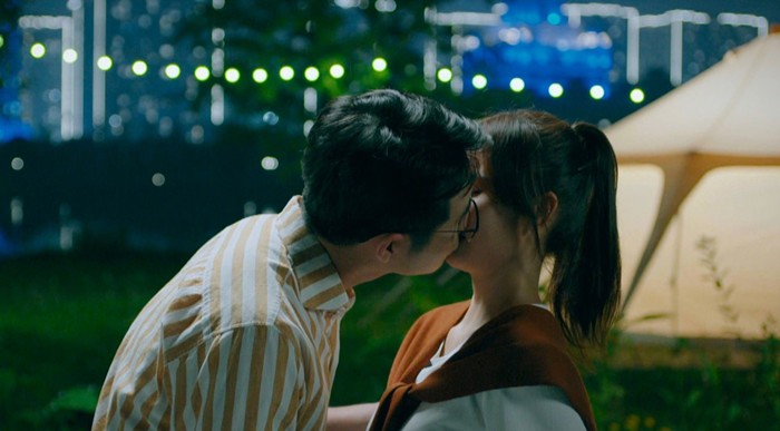 Từng giận dỗi vì thấy chồng hôn đồng nghiệp, giờ nữ MC có nụ cười đẹp nhất VTV chỉ bình tĩnh làm 1 điều - 1