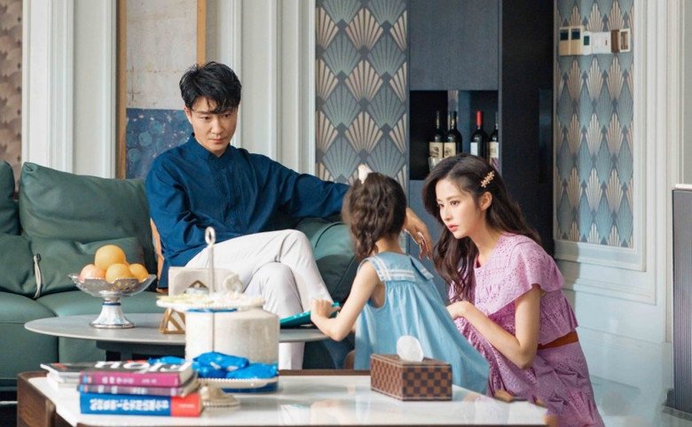 Về nhà chồng cũ thu dọn đồ đạc, thấy khung cảnh sau cánh cửa người phụ nữ òa khóc - 3