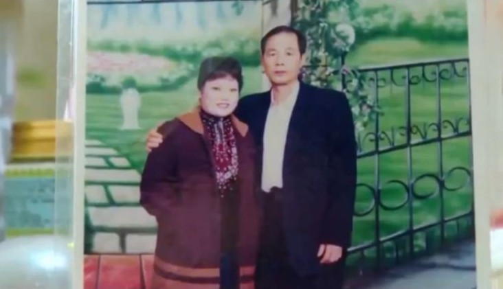 Bỏ vợ con cưới nhân tình kém 10 tuổi, 20 năm sau người đàn ông hối hận ê chề - 2
