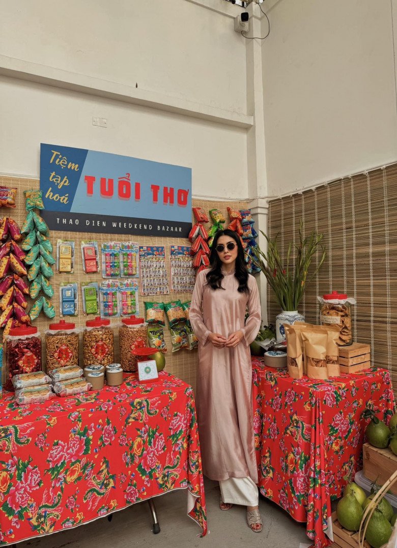 Đẳng cấp chọn áo dài qua từng năm của ngọc nữ Tăng Thanh Hà, nhìn màu sắc là biết Tết đến - 1