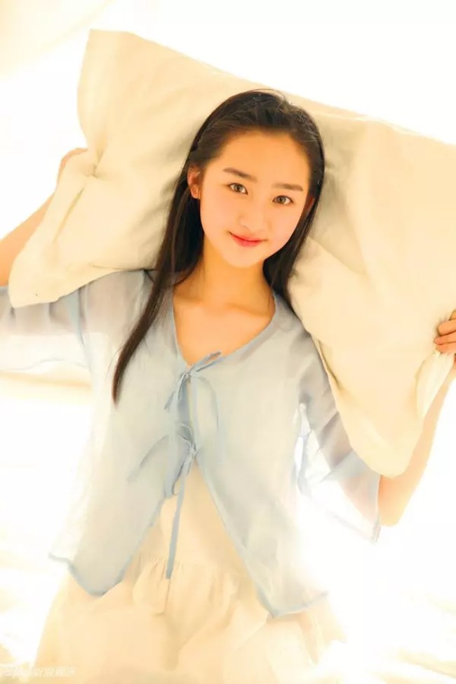 &#34;Con gái&#34; Lâm Tâm Như là mỹ nhân cổ trang thế hệ mới, 12 tuổi đã gây sốt vì phổng phao như gái 18 - 4