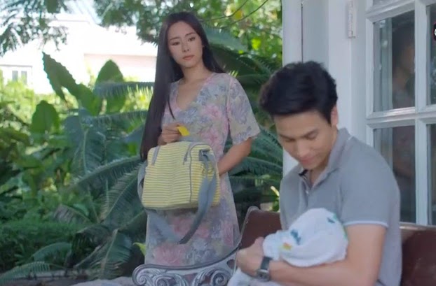 10 năm trước vợ chồng nghèo chia nhau ổ bánh mỳ, giờ giàu có chồng cặp với bồ trẻ - 1