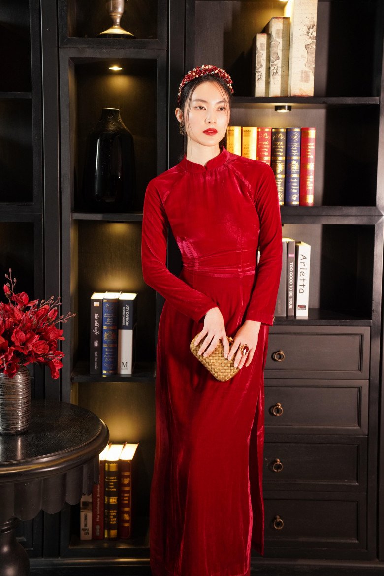 4 kiểu túi xách giúp chị em diện áo dài Tết đẹp như nàng thơ, có mẫu còn khéo "hack" dáng - 7