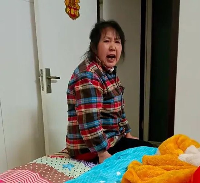 Cãi nhau với mẹ chồng nàng dâu đòi ly hôn, bố chồng quỳ xuống cầu xin và sự thật phía sau - 1