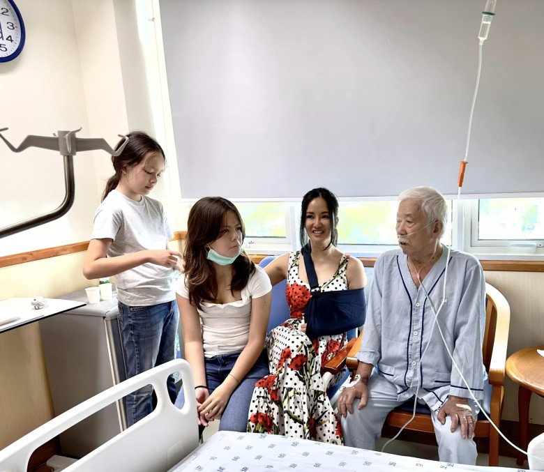 Con trai của Hồng Nhung hiếm hoi xuất hiện cực lãng tử, &#34;gây sốt&#34; với mái tóc dài ngang lưng - 6