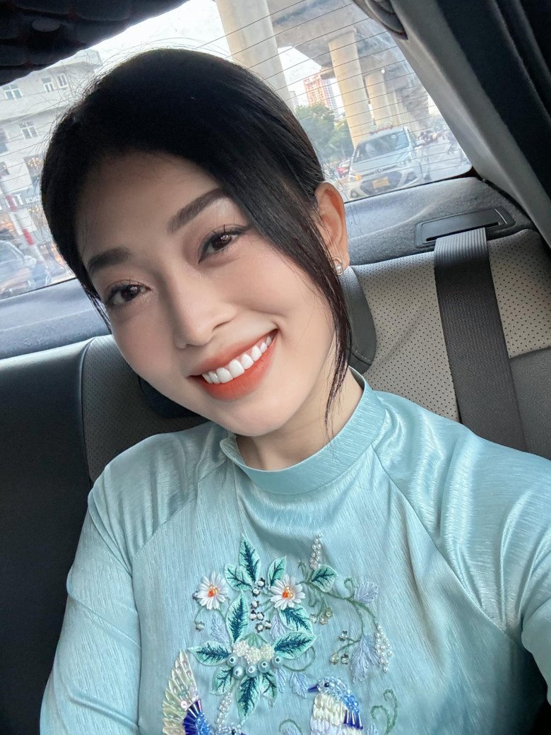 Lười tô vẽ rườm rà, Á hậu Phương Nga &#34;khai sáng&#34; cách make-up không kem nền vẫn bóng như style Hàn - 9