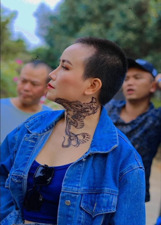 &#34;Mai công chúa&#34; 4 đời chồng: Gây bão với kiểu đầu trọc, yêu ai là phải cưới bằng được - 2