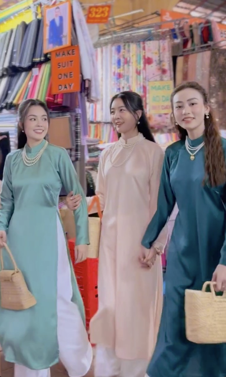 3 mỹ nhân truyền hình đọ áo dài kiểu sang chảnh, choàng chiếc khăn có giá &#34;sương sương&#34; 8 chữ số - 2