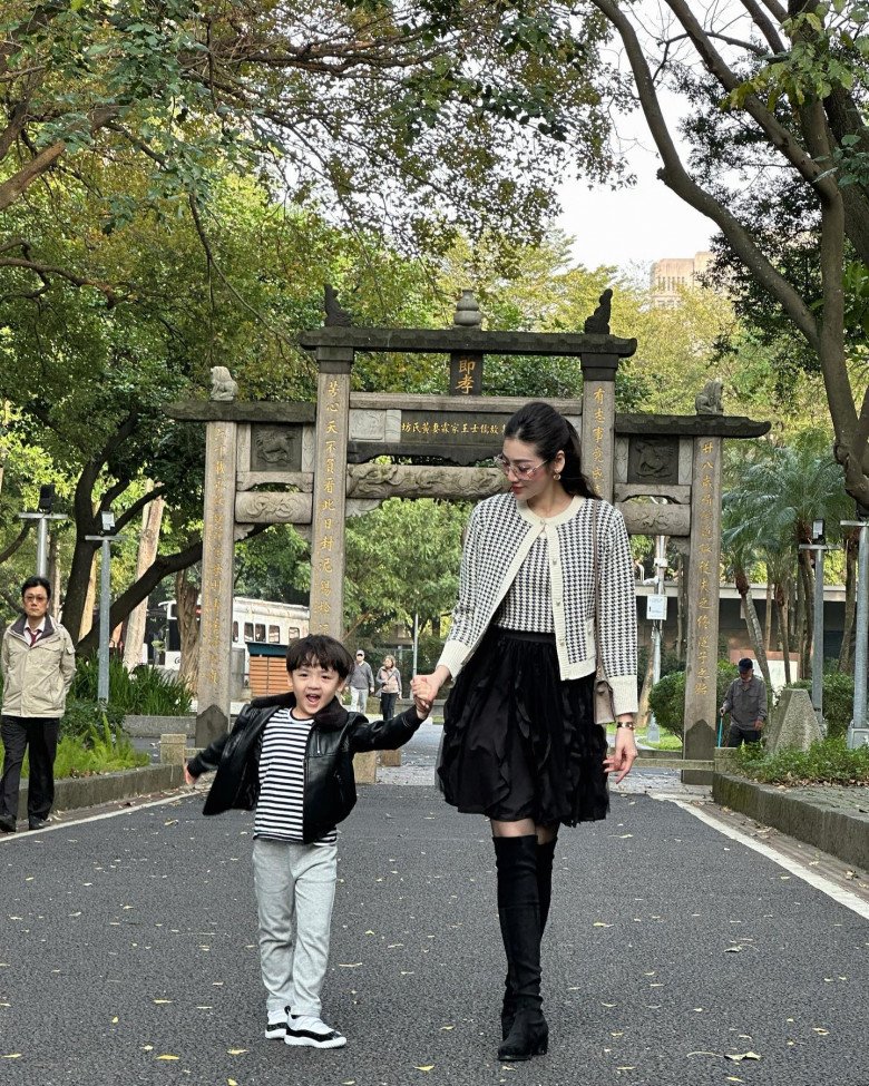 Mỹ nhân được đánh giá cao hơn Đặng Thu Thảo giờ sống kín tiếng, vẻ đẹp của mẹ một con gây tò mò - 8
