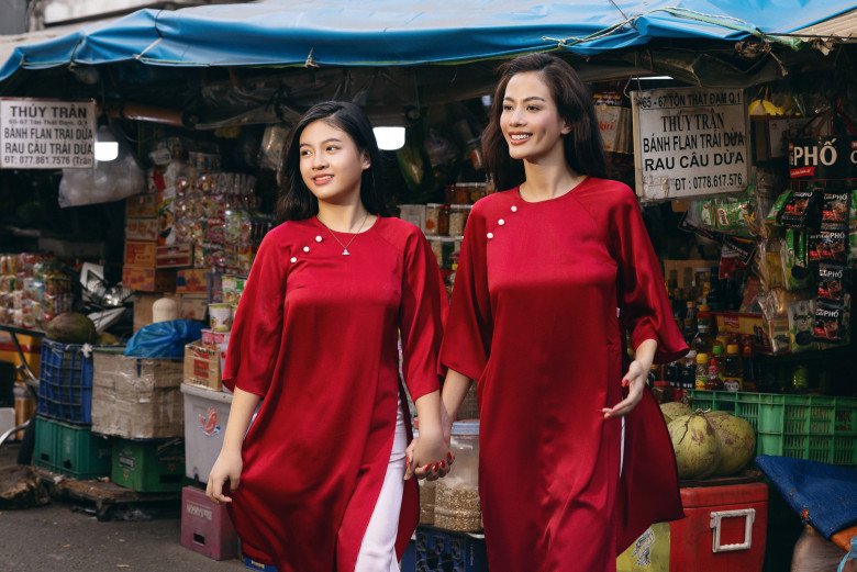Siêu mẫu Như Vân diện áo dài đôi cùng hai con gái cưng, bé lớn được khen xinh hơn hoa hậu - 5