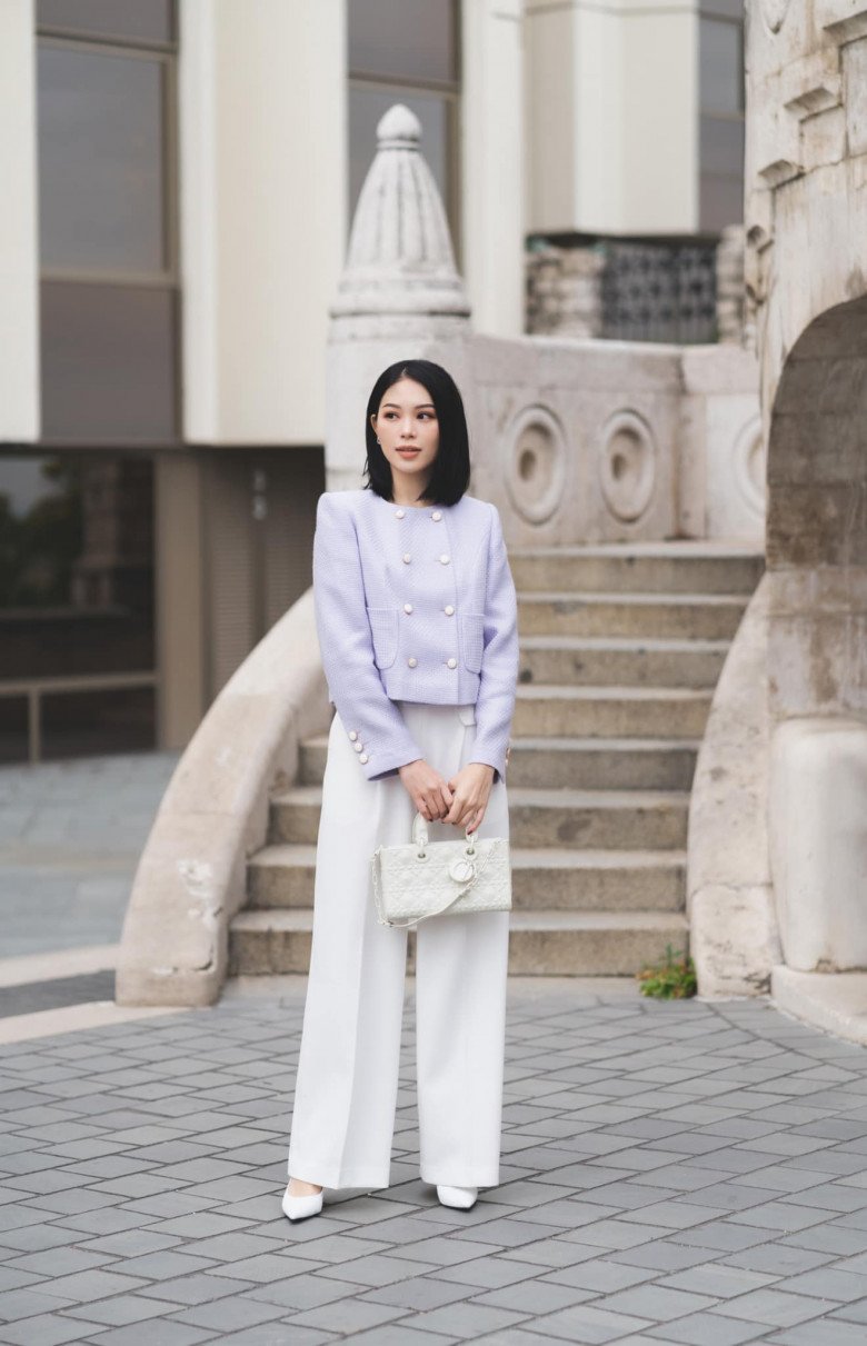 Hot girl Hà Thành làm dâu nhà tỷ phú lộ diện sau sinh: Diện đồ kín bưng giấu dáng, vẫn sang bất chấp - 2