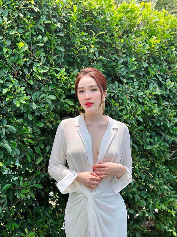 Giàu có đã đành, hội mỹ nhân tuổi Thìn Vbiz đều có điểm chung: Chân dài thẳng, body cong chữ S - 12