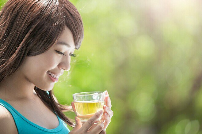 7 công thức nước uống giúp giảm mỡ bụng, chị em lưu ngay để có một mùa Tết ăn uống “thả ga”! - 9
