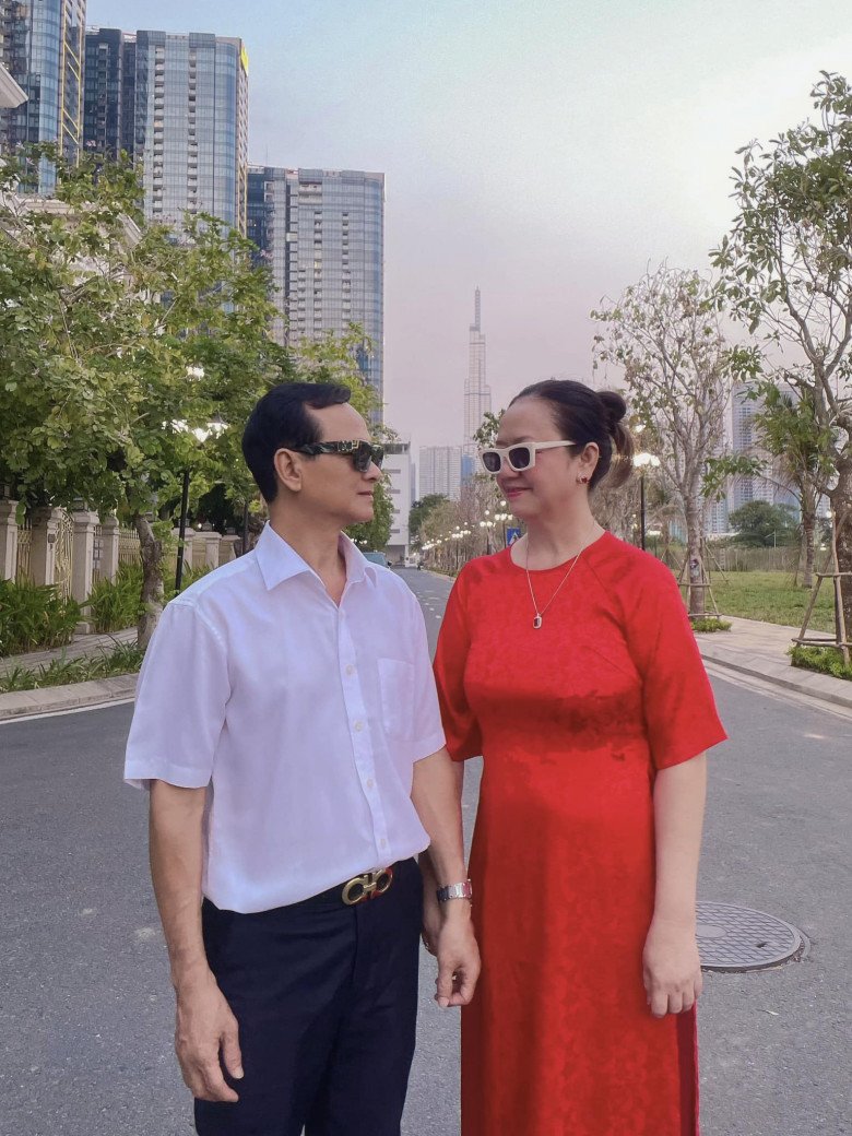 Midu khoe nhan sắc 3 thế hệ ngày đầu năm, &#34;chị ngoại&#34; và &#34;chị mẹ&#34; quá trẻ đẹp - 5
