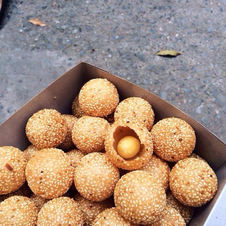 6 địa chỉ bánh rán ngọt đông khách nhất Hà Nội, ngày bán cả chục nghìn chiếc là bình thường - 3