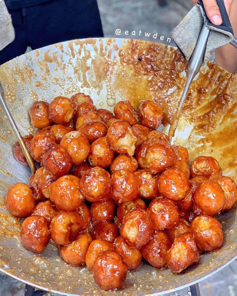 6 địa chỉ bánh rán ngọt đông khách nhất Hà Nội, ngày bán cả chục nghìn chiếc là bình thường - 4