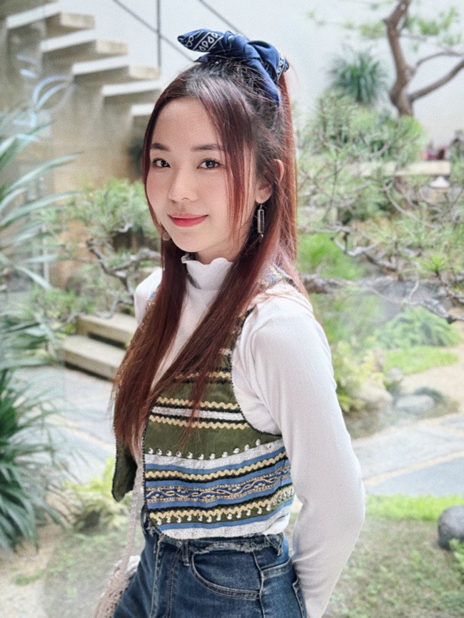 Bóng hồng VTV được gọi là Park Bo Young bản Việt: &#34;Tôi yêu chợ hoa ngày Tết, sợ bị hỏi bao giờ cưới chồng&#34; - 1