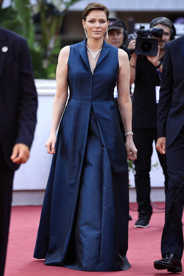 Vương phi Monaco chi tiền mạnh tay gần 20 tỷ/năm cho khoản trang phục, vượt xa Kate Middleton - 5