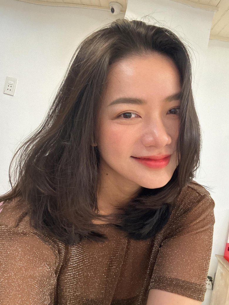 Phan Như Thảo qua ống kính của chồng đại gia: Hết ngại mặc áo tắm, lộ &#34;đường cong Hoa hậu&#34; mỹ miều - 9