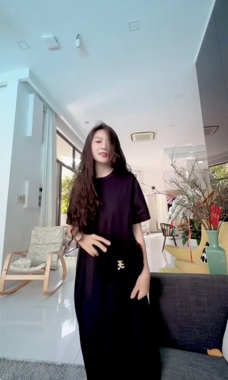 Con gái 10 tuổi của Lý Hải thiết kế túi xách tặng mẹ, ngắm thành quả ai cũng bất ngờ - 3
