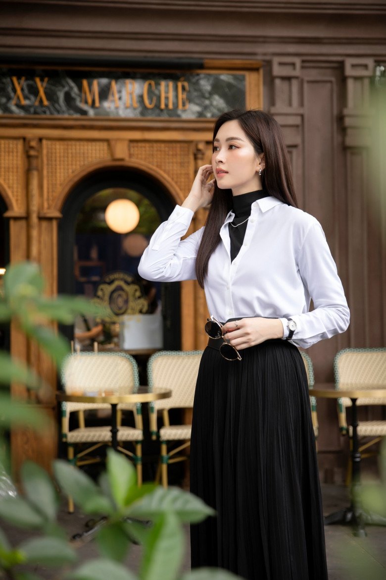 Đặng Thu Thảo đi du lịch với combo hàng hiệu khủng, xứng danh phu nhân nhà hào môn - 19