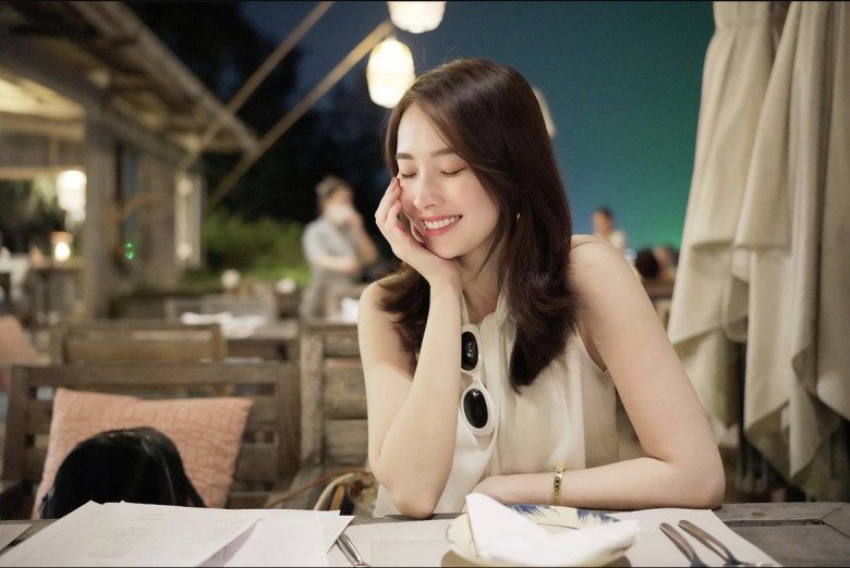 Đặng Thu Thảo đi du lịch với combo hàng hiệu khủng, xứng danh phu nhân nhà hào môn - 22
