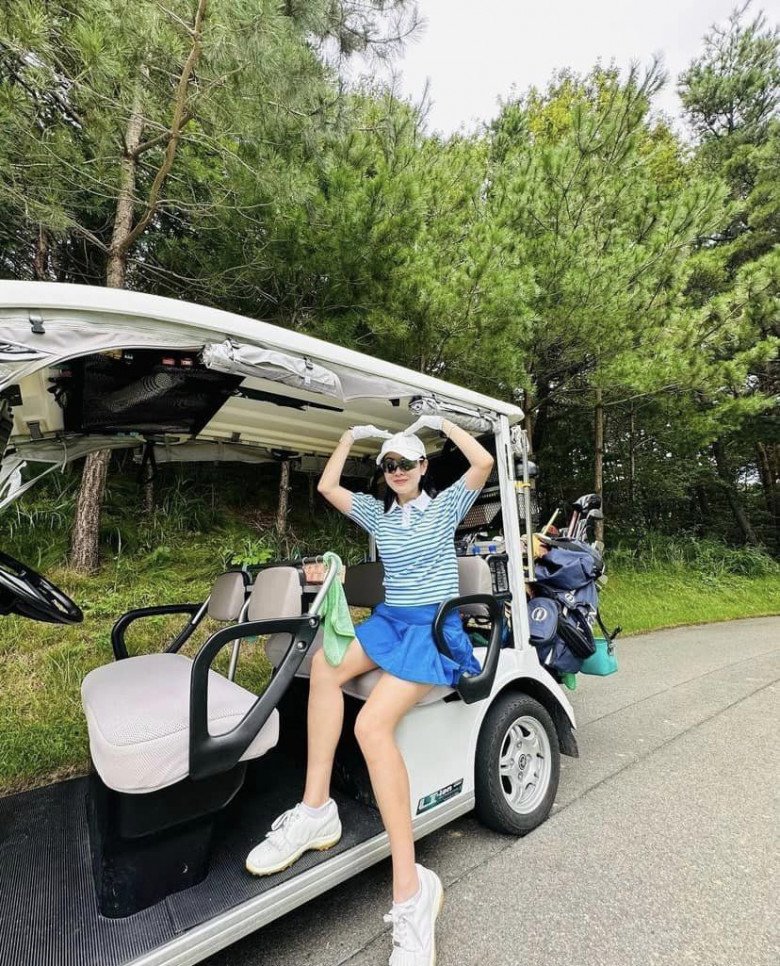 Son Ye Jin bất ngờ mặc hở khoe &#34;cặp kiếm Nhật&#34;, U50 đã lấy chồng sinh con vẫn là &#34;tình đầu quốc dân&#34; - 12