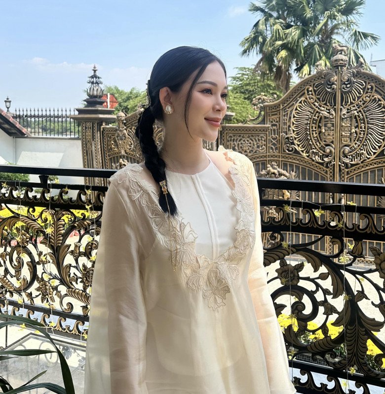Khó rời mắt trước mặt mộc 100%, zoom đến từng lỗ chân lông của Linh Rin: Bí quyết nằm ở 3 bước - 1