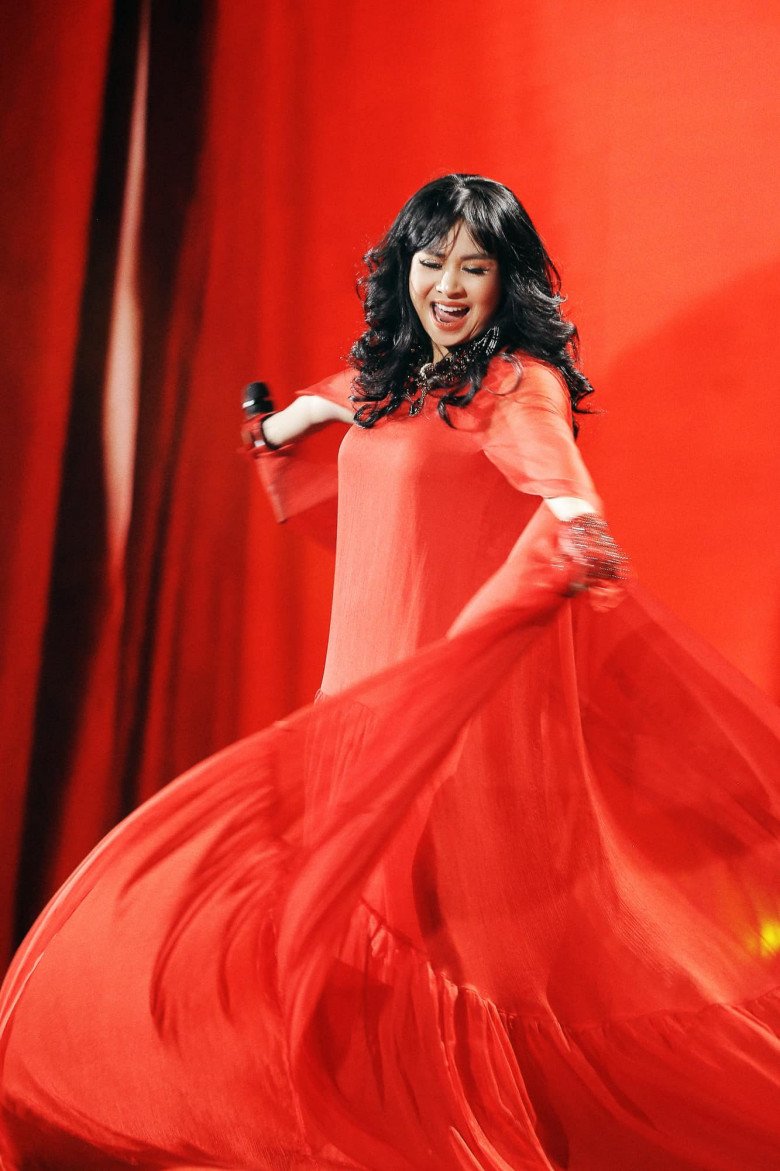 Khó nhận ra diva Thanh Lam của năm 1997: Tóc tém, xỏ khuyên mũi chất lừ - 1
