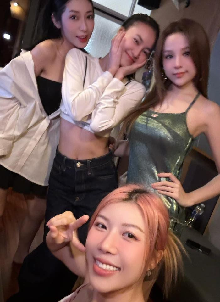 "Mỹ nhân trăm tỷ" Ninh Dương Lan Ngọc khoe trọn body với thắt eo "cổ chai", xóa tan đồn đoán mang bầu - 4