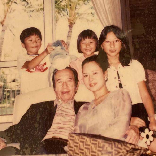 Ngắm dung mạo &#34;người vợ kém sắc&#34; nhất của trùm sòng bạc, hiểu ngay vì sao bà từ y tá một bước lên phu nhân - 7