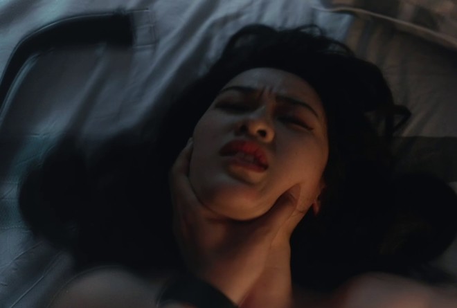 Người đẹp "đổi vận" bằng 2 phim toàn đóng cảnh nóng bốc lửa, không còn dám nói chuyện tình yêu - 4