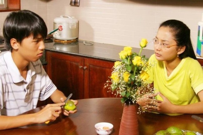 2 người đẹp nhất Kính Vạn Hoa: Nữ chính U40 bị nhầm là sinh viên, &#34;tình đầu&#34; của Quý ròm ngày càng quyến rũ - 3