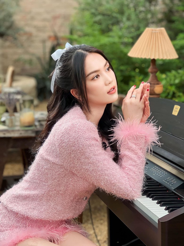 5 kiểu tóc trẻ trung &#34;hack tuổi&#34; chị em mặt tròn có thể &#34;ăn theo&#34; Ngọc Trinh để thêm xinh yêu - 4