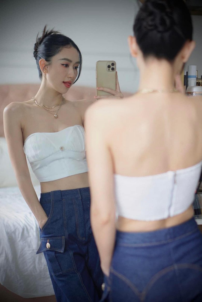 "Nàng thơ xứ Huế" thích mặc váy áo cắt xẻ, nhưng luôn tuân thủ một điều để không hớ hênh - 9