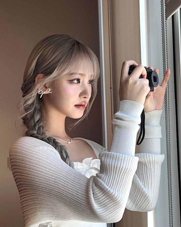 &#34;Sốc ngang&#34; trước sắc vóc của idol xứ Hàn hậu giảm cân, ảnh quá khứ &#34;phát tướng&#34; khó nhận ra - 7