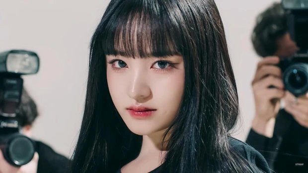 &#34;Sốc ngang&#34; trước sắc vóc của idol xứ Hàn hậu giảm cân, ảnh quá khứ &#34;phát tướng&#34; khó nhận ra - 13