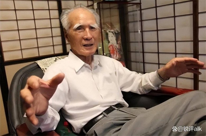Cựu thủ tướng Nhật 100 tuổi vẫn đạp xe mua đồ tiết lộ 3 bí quyết sống thọ, đặc biệt thích ăn món này - 1