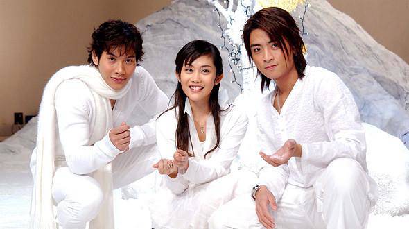 Nữ thần có nét hao hao Tăng Thanh Hà, U45 như gái trẻ nhờ cách "tái sinh" làn da với 2 bước - 1