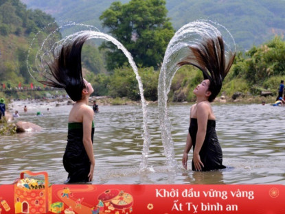 5 phong tục kỳ lạ nhưng lấy may mắn ở Việt Nam, cùng gội đầu để “xin vía”, có nơi đợi tiếng sấm đầu tiên để cúng năm mới