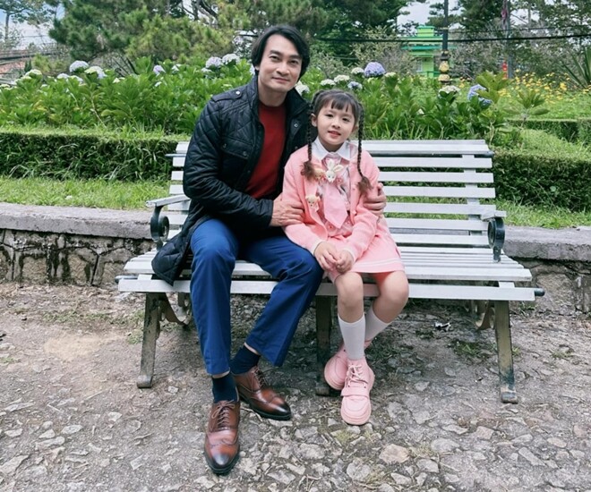 &#34;Con gái&#34; Ngọc Lan là nàng thơ nhí của màn ảnh Việt: Nhan sắc như búp bê, ánh mắt có hồn long lanh - 1