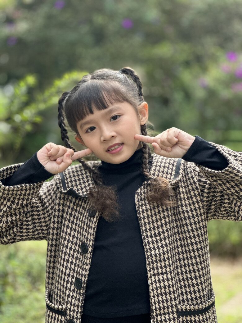 &#34;Con gái&#34; Ngọc Lan là nàng thơ nhí của màn ảnh Việt: Nhan sắc như búp bê, ánh mắt có hồn long lanh - 10