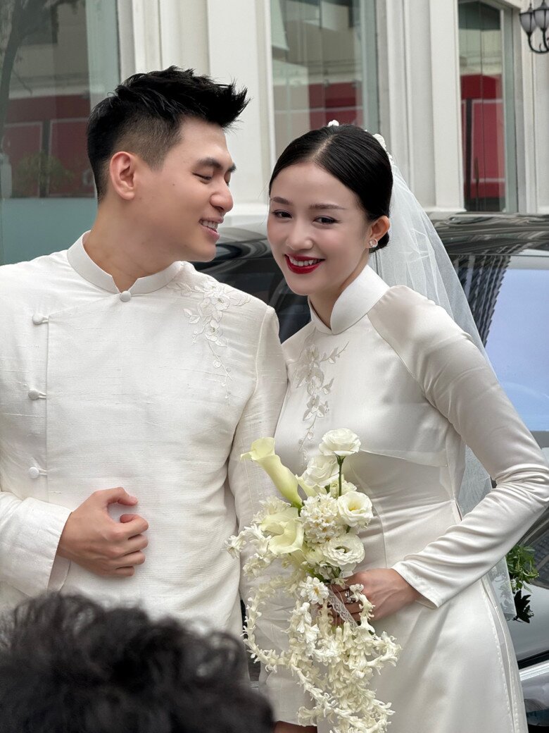 Mẹ bỉm Salim khoe nhan sắc hot nhất Hà thành ngày lễ ăn hỏi, bất ngờ với kiểu tóc không thể đơn giản hơn - 1