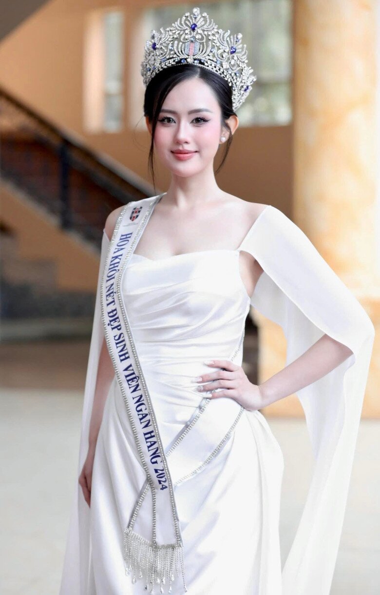 Xuất hiện bản sao của Mai Phương Thuý chuẩn bị ghi danh Hoa hậu Việt Nam, nhan sắc cỡ nào mà CĐM xốn xang? - 2